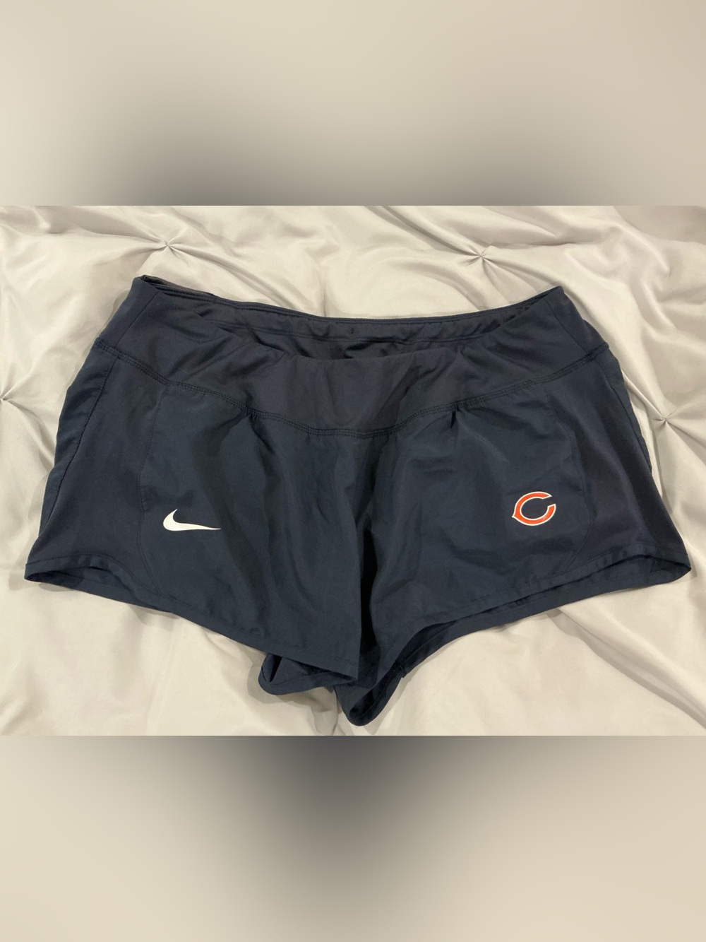 EUC - Women’s NFL Chicago Bears Navy Athletic Shorts - Size LG